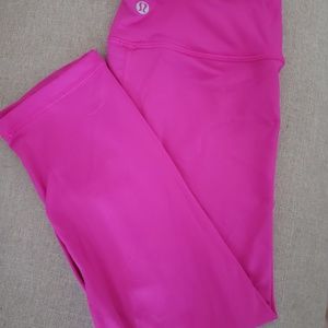 Lululemon cropped leggings size 4